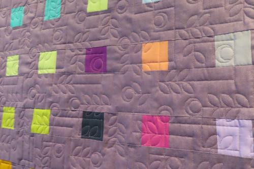 21111901 Front Detail1