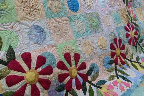 21112601 Front Detail1