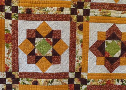 22011403 Front Detail3