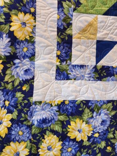 22052701 Front Detail3