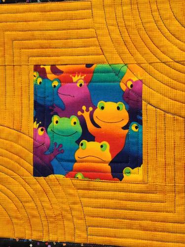 22080403 Front Detail1