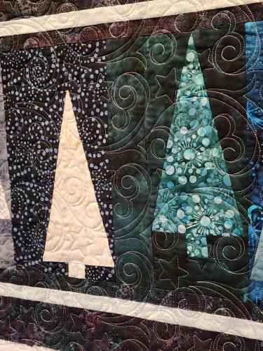 23112801 Front Detail