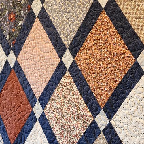 24010402 Front Detail