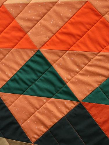 24042701 Front Detail