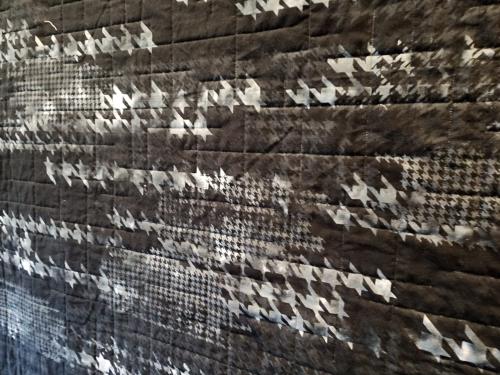 24080201 Back Detail