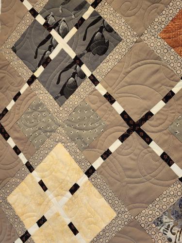 24110601 Front Detail