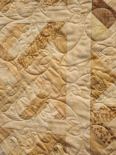 24111901 Front Detail