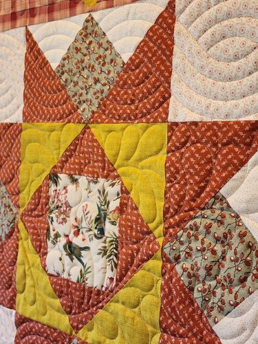 25080702 Front Detail