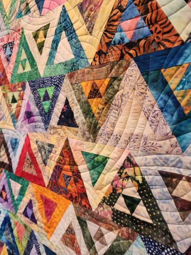 25090405 Front Detail