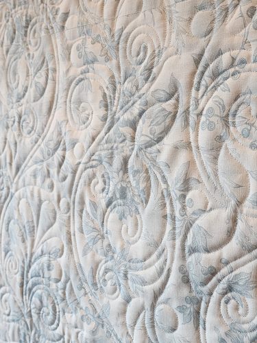 25090406 Back Detail