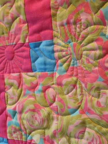 FQU083 Front Detail2